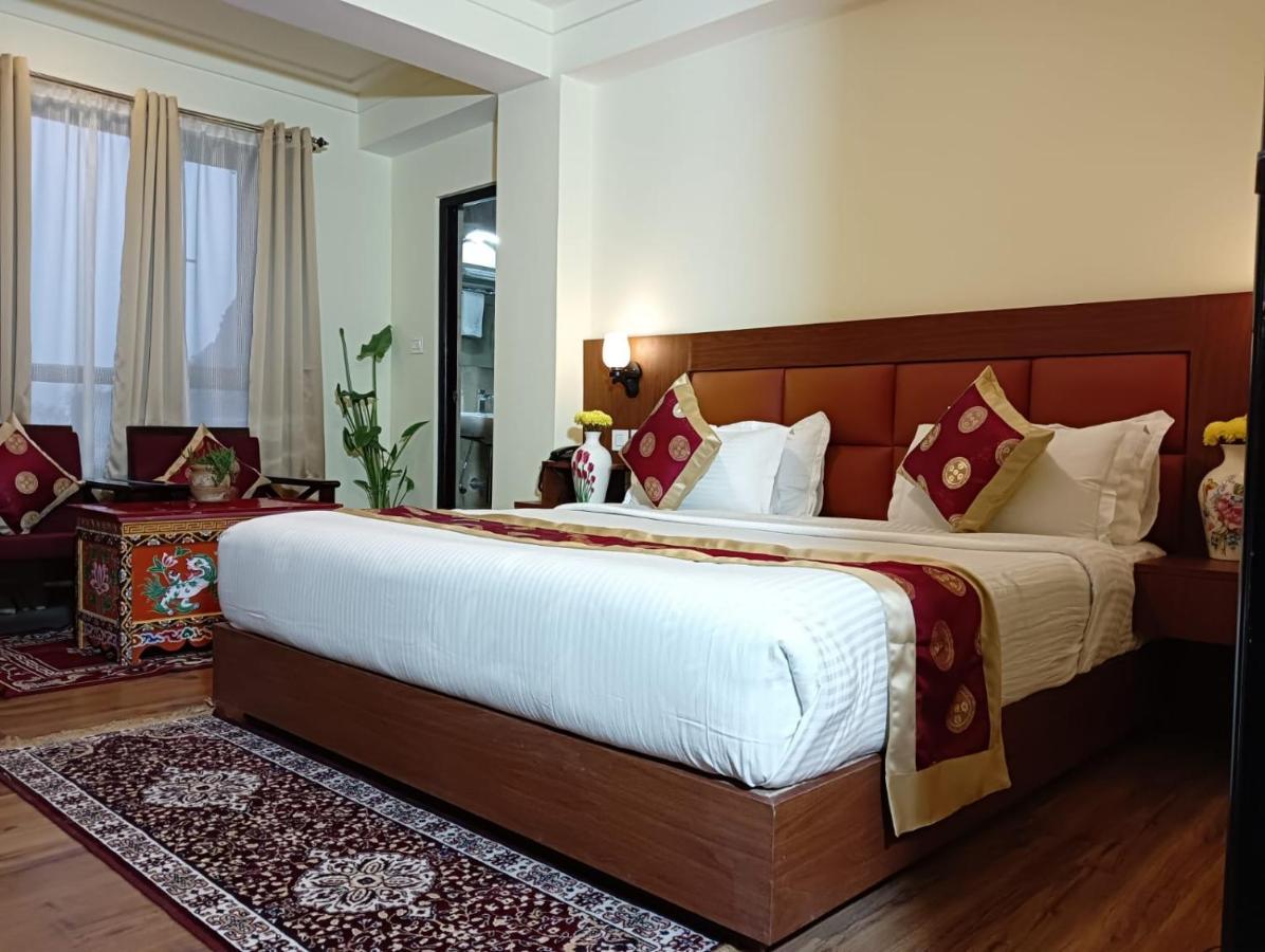 Hotel Zingkham Residency Гангток Екстериор снимка